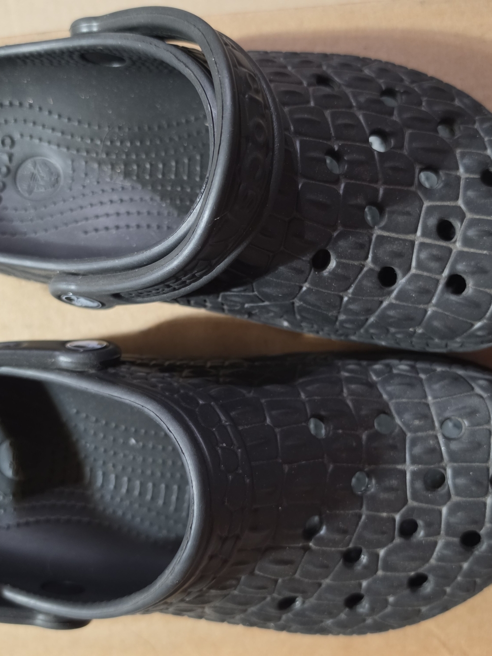 Crocodile Design Crocs
